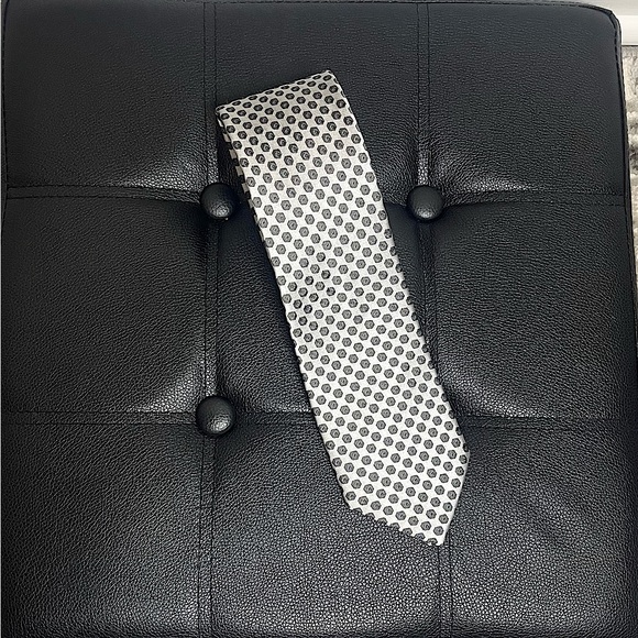 Men's Calvin Klein Tie - Picture 3 of 4